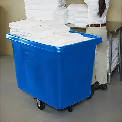 xe thu gom đồ giặt 200L Rubbermaid FG460800BLA (7)